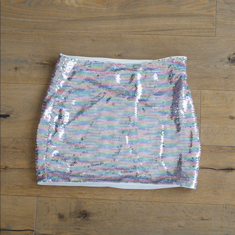 Urban Outfitters Sequined Mini Skirt - Picture 4 of 6